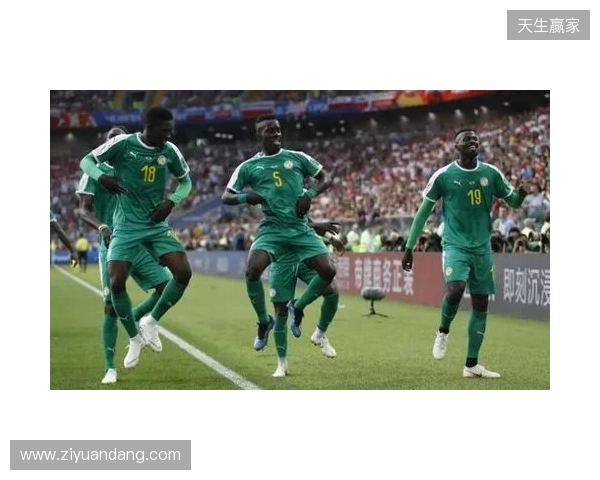 卡什：跟莱万并肩作战感觉很棒；希望能随波兰再踢一次世界杯